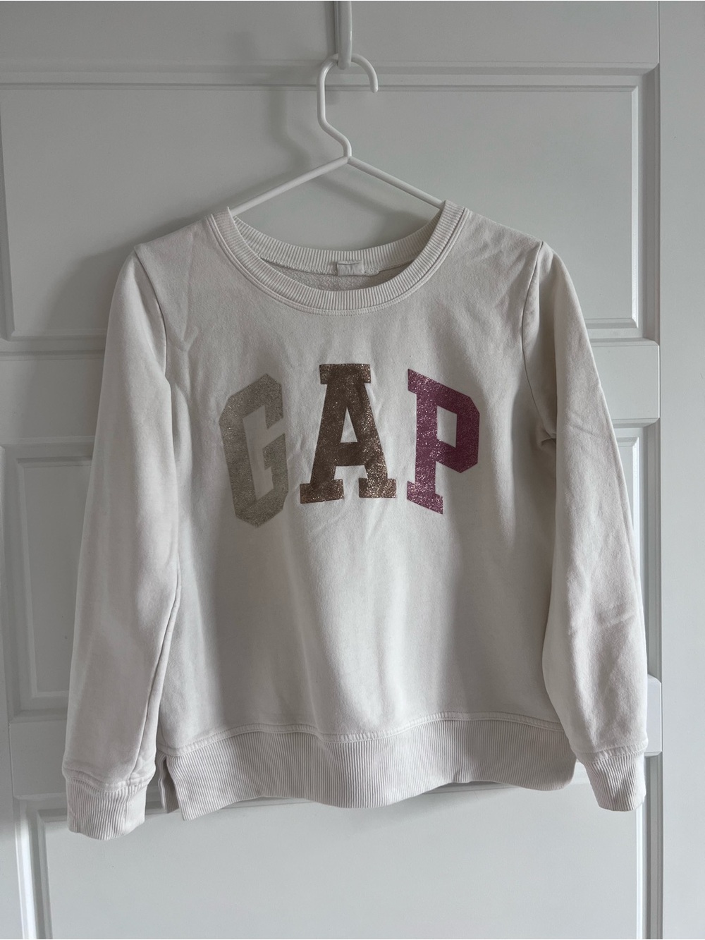 GAP Cream Sweatshirt with Glitter Ombre Logo